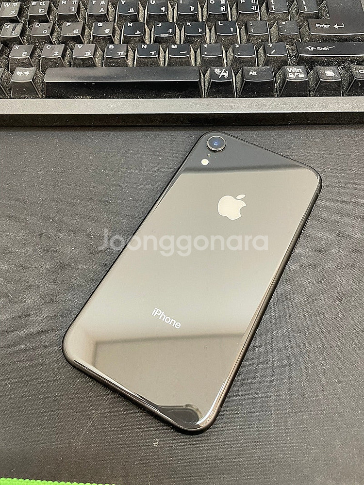 아이폰XR 블랙 256GB 상태좋은 중고25만팝니다.--1