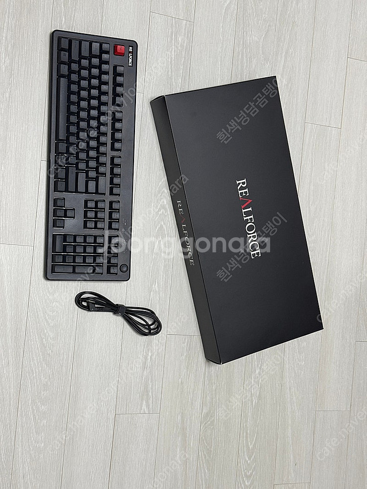 리얼포스 R3HB11 판매합니다(블랙, 45g 균등)--1