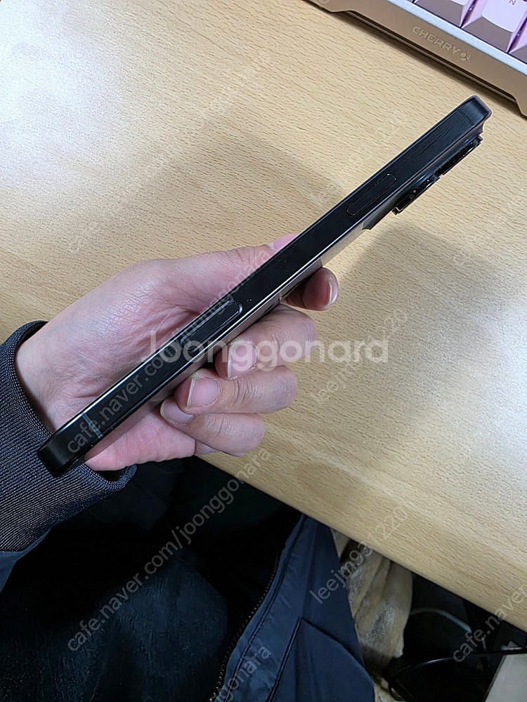 아이폰16promax 512GB--4