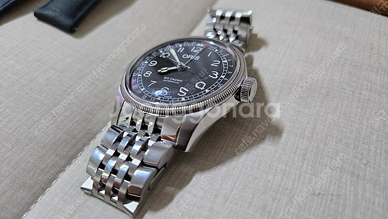 오리스 빅크라운 포인터데이트 40mm 검판 팝니다--1