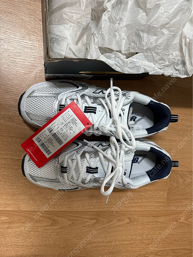 뉴발란스 530 화이트 MR530SG (245 사이즈) 다른 사이즈(260) 교환가능--0