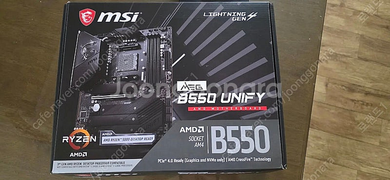 MSI B550유니파이 팝니다.--0
