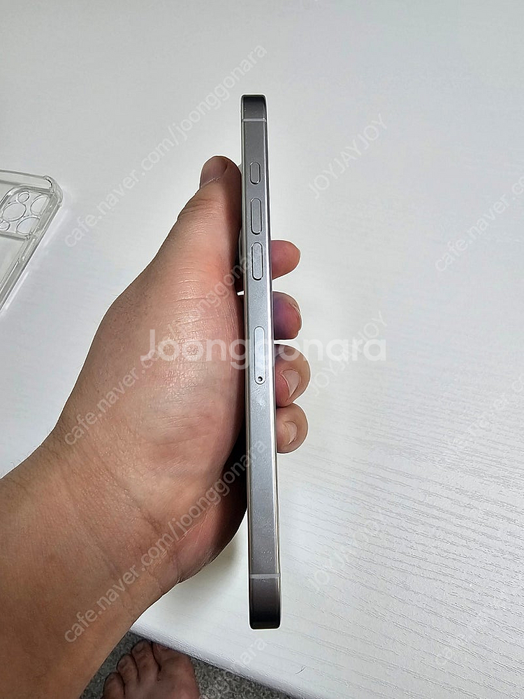 아이폰 16 프로 맥스 화이트 256GB 상태 S급 판...--4