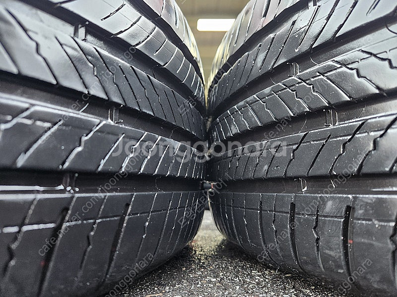 [판매] 제네시스 G70 19인치 순정휠 타이어 세트 팝니다 225 40 19 255 35 19--6