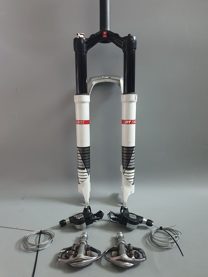 DT SWISS 26인치 MTB 에어샥+스램 X9 변속...--0