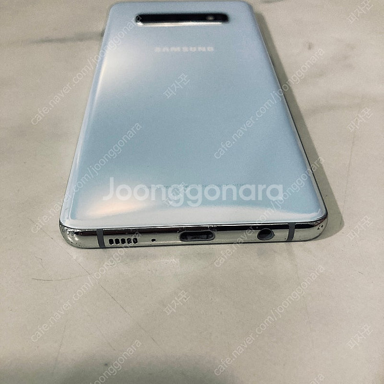 갤럭시 S10플러스 화이트 512기가 무잔상! 11만원...--2