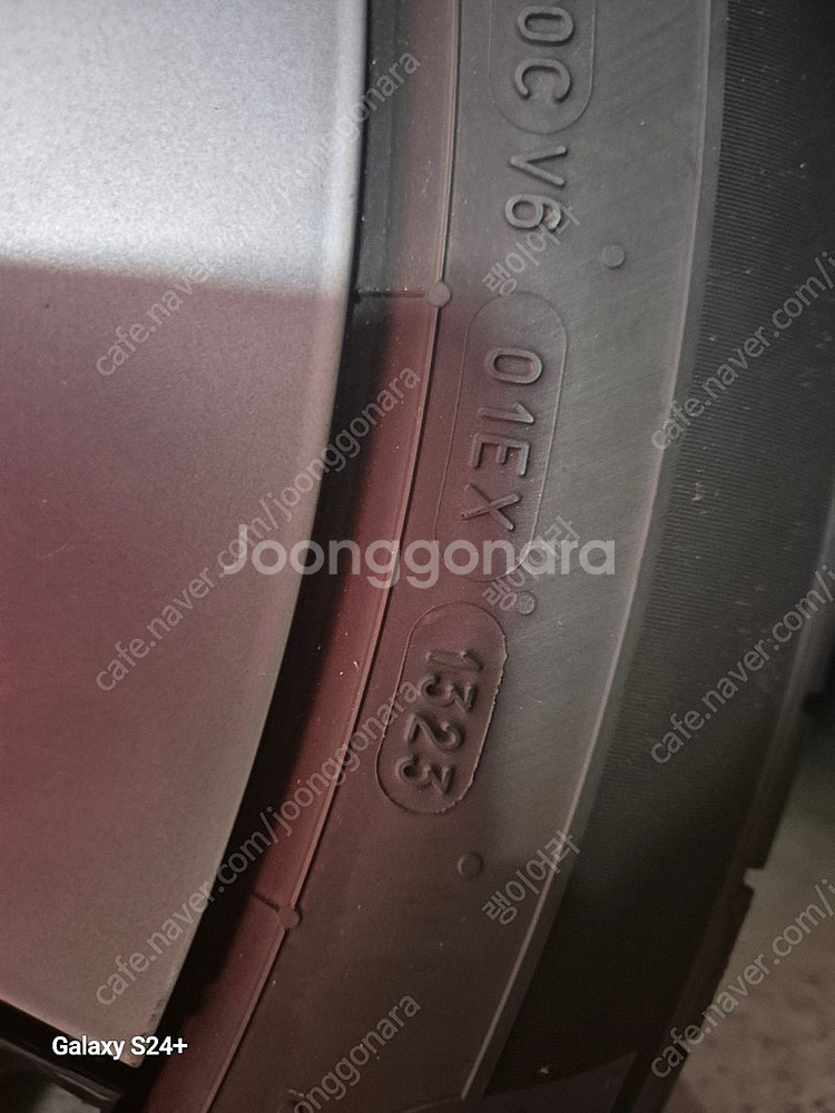EV9 21인치 휠 타이어(미쉐린) 판매합니다--1