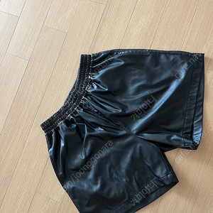 라온 에코레더팬츠
