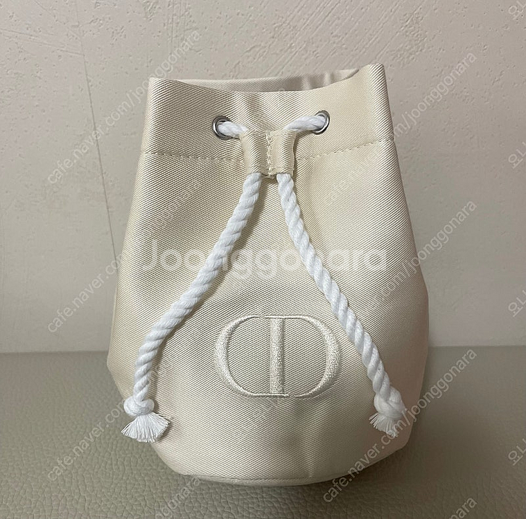 새상품 디올 뷰티 파우치 ( 프레스티지 , 복조리 )--1