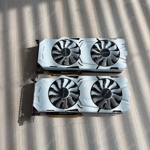 갤럭시 화이트 1080ti 11g