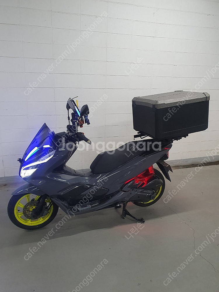 2019 PCX 머플러 빔즈 사제카울 튜닝차량 판매--3