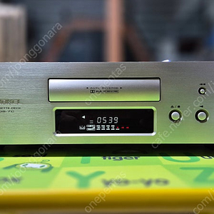 인켈 데크(DS-7C)와 소형 시디피(CD-858)