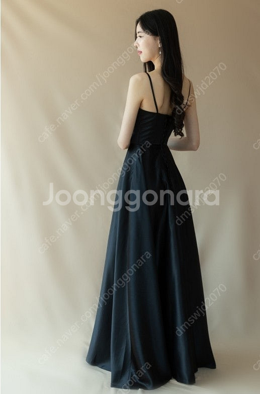 웨딩촬영 블랙 실크 풍성드레스--4