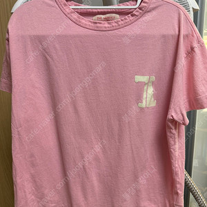 타오 반팔티셔츠12y판매해요