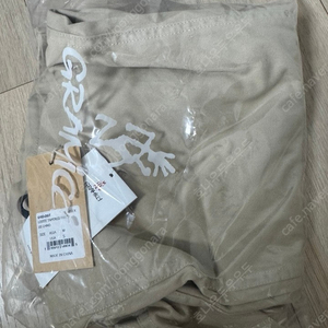 그라미치 루즈테이퍼드 M사이즈 us chino 색상