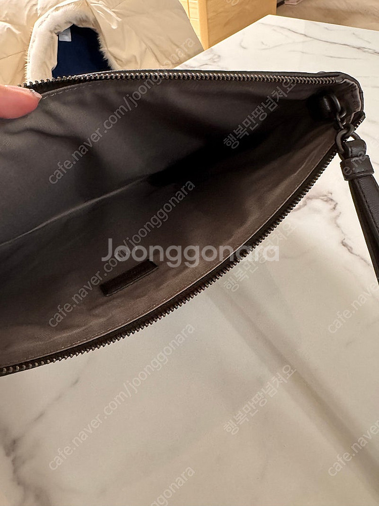 보테가베네타클러치--1