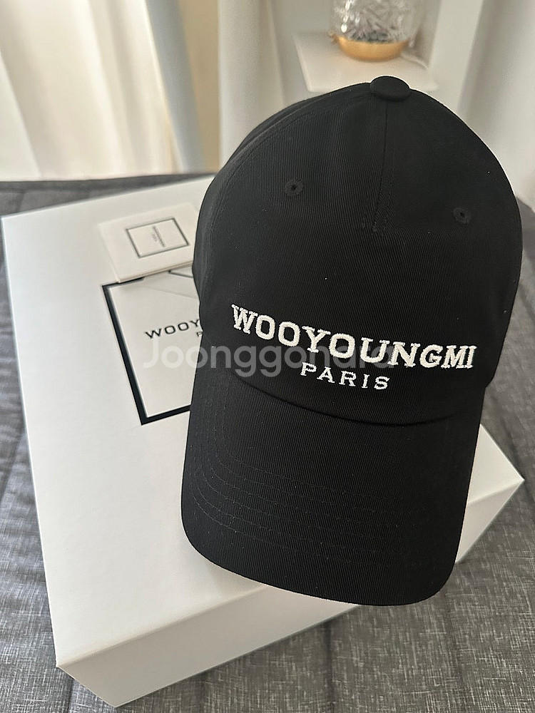 우영미 25ss 볼캡 새상품 팔아요--0
