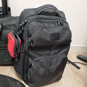 투미 백팩과 파우치2개