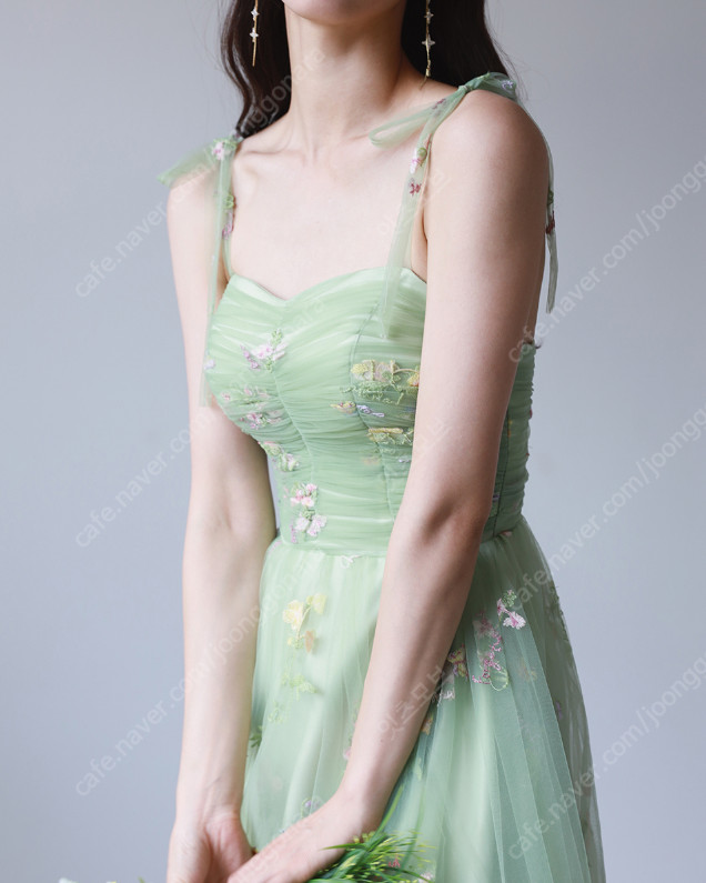 베일즈 웨딩 촬영드레스 [아뜰리에 플로럴 드레스 DRC0869] 웨촬, 스냅, 잔치 유색드레스 팝니다. 이미지