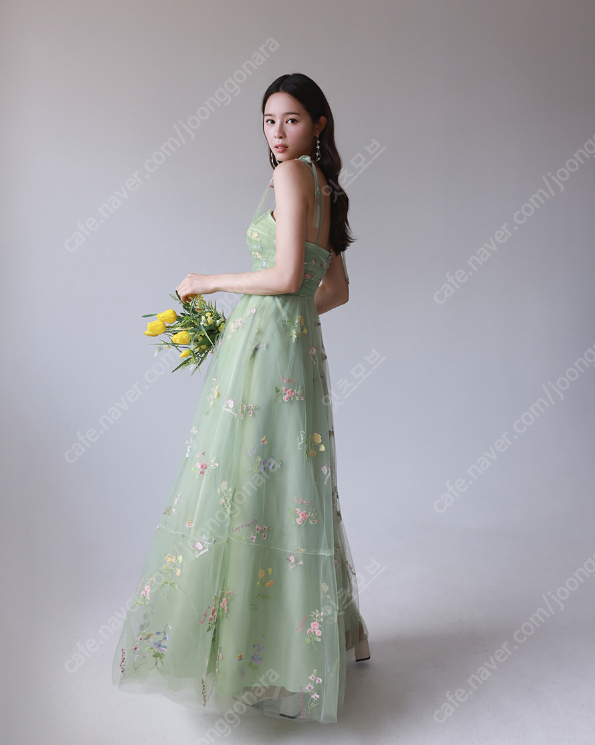 베일즈 웨딩 촬영드레스 [아뜰리에 플로럴 드레스 DRC0869] 웨촬, 스냅, 잔치 유색드레스 팝니다. 이미지