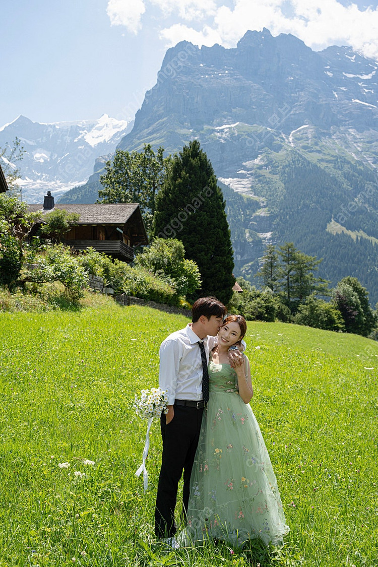 베일즈 웨딩 촬영드레스 [아뜰리에 플로럴 드레스 DRC0869] 웨촬, 스냅, 잔치 유색드레스 팝니다. 이미지