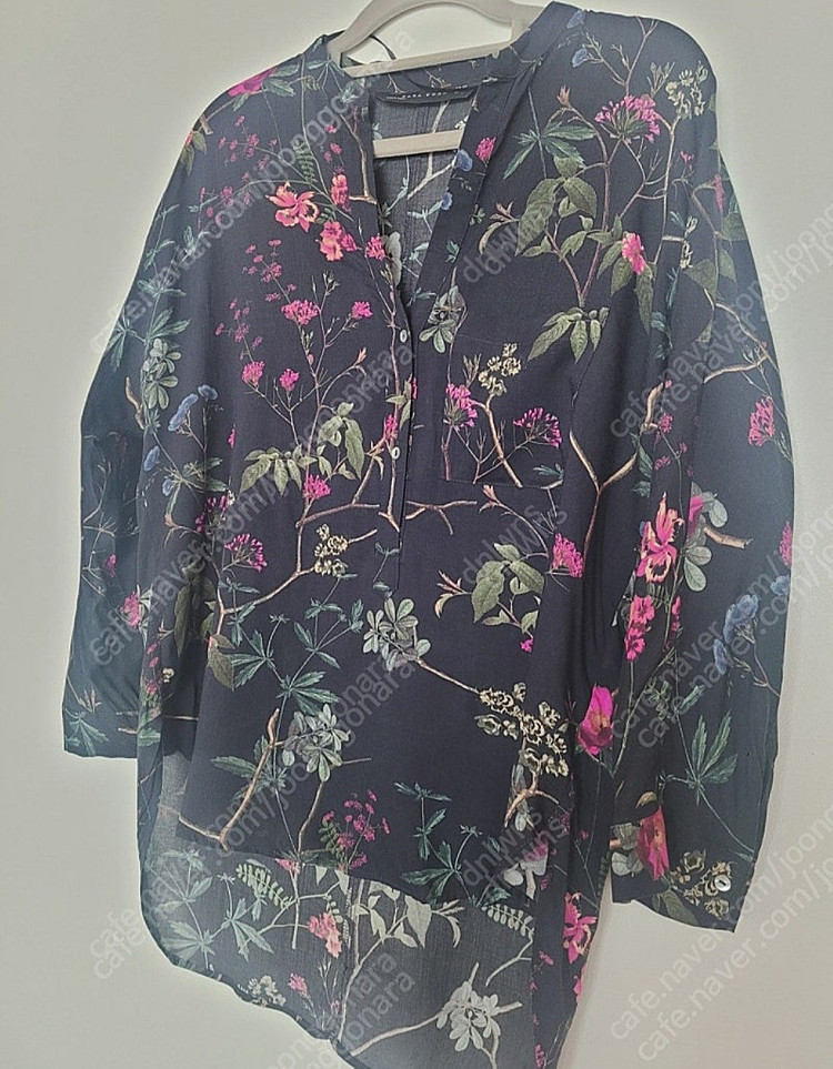 자라 플라워패턴 봄블라우스 XS--2