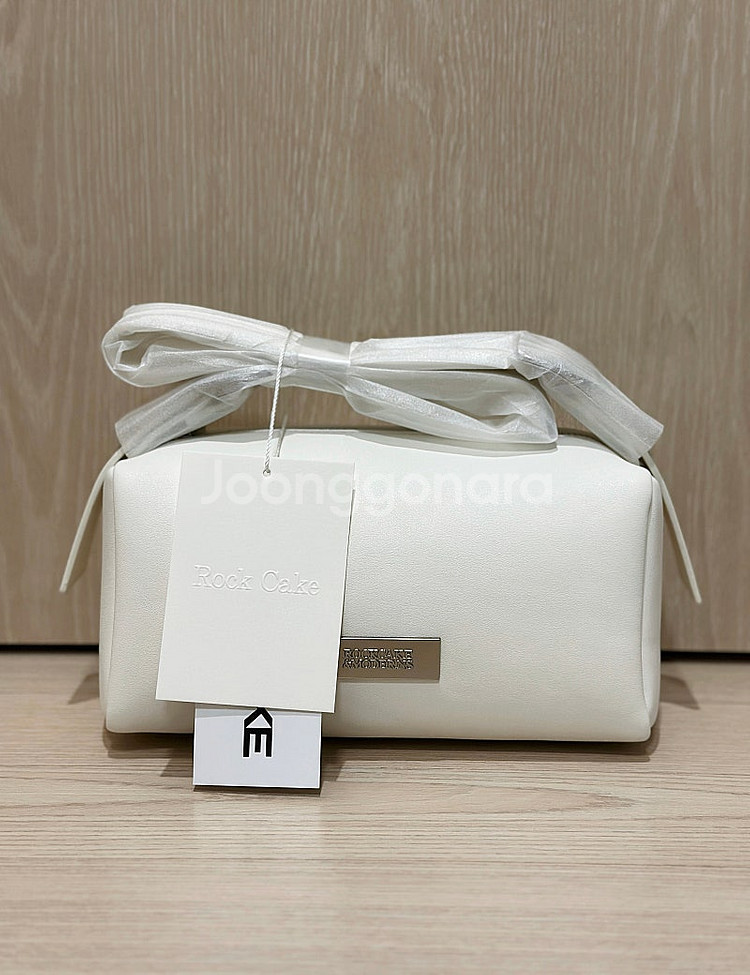새상품)락케이크 가방 Square Leather bel--3