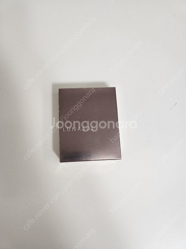 미개봉) 루나솔 아이섀도우 베이지베이지 25000원--0