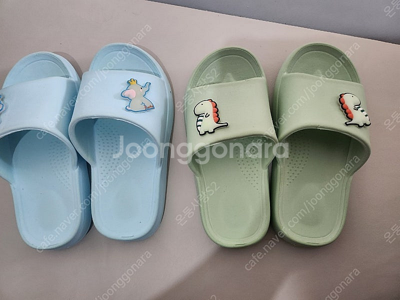 쌍둥이 가능)크록스 샌달 165~170/C10/블루와블랙 2켤레 & 방한화호환용내피& 욕실화(170) 일괄판매--2