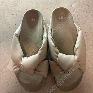거의 새상품H&M 뮬 슬리퍼