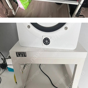 LYYL 미디책상 1200 팝니다 스피커 거치대 포함