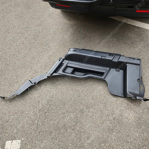 랜드로버 디스커버리4 트렁크 쿼터 트림