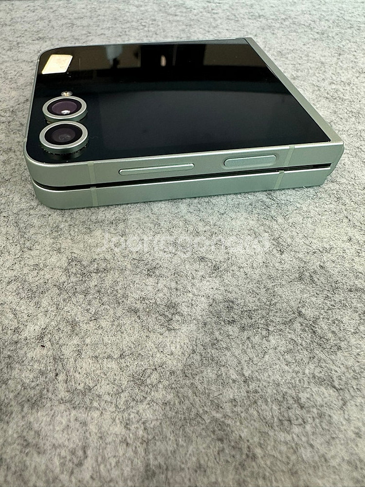 (새상품급) 갤럭시Z플립6 256G 민트 24년 7월개...--6