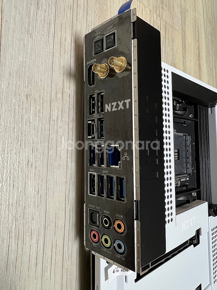 NZXT n7 B550 화이트 판매합니다.--1