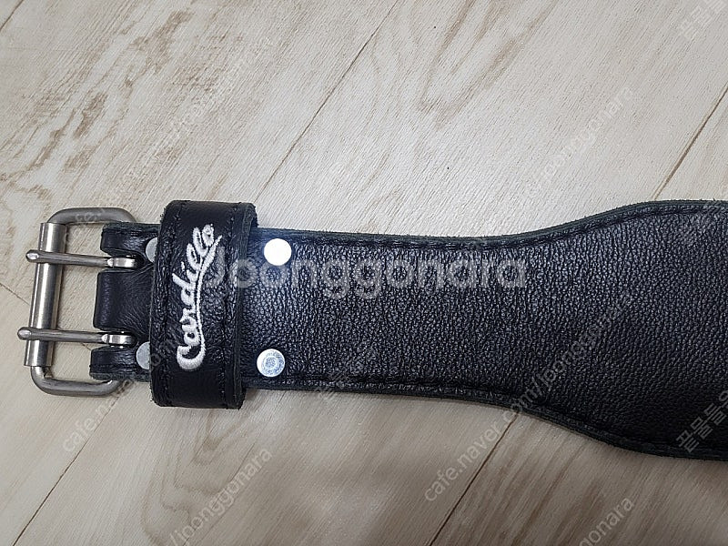 카딜로 310 dl S(스몰)사이즈 팝니다.--3