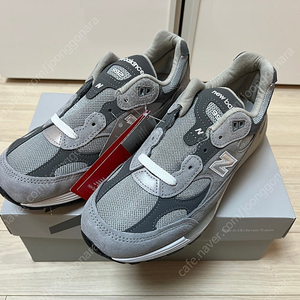 뉴발란스 992 그레이