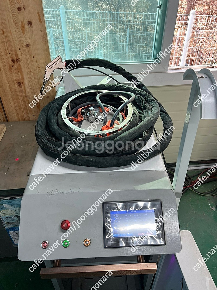 아세아 레이저 용접기 2000w (중고) 판매합니다. ...--0