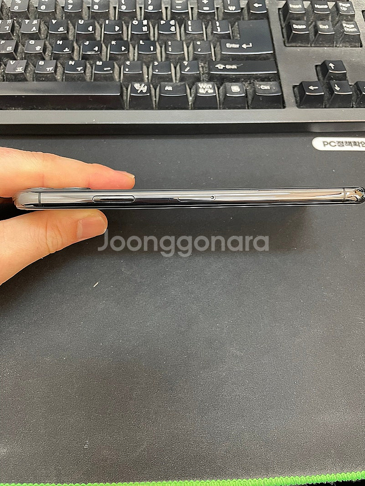 아이폰11프로맥스 그레이 64GB 상태좋은 중고34만팝...--4