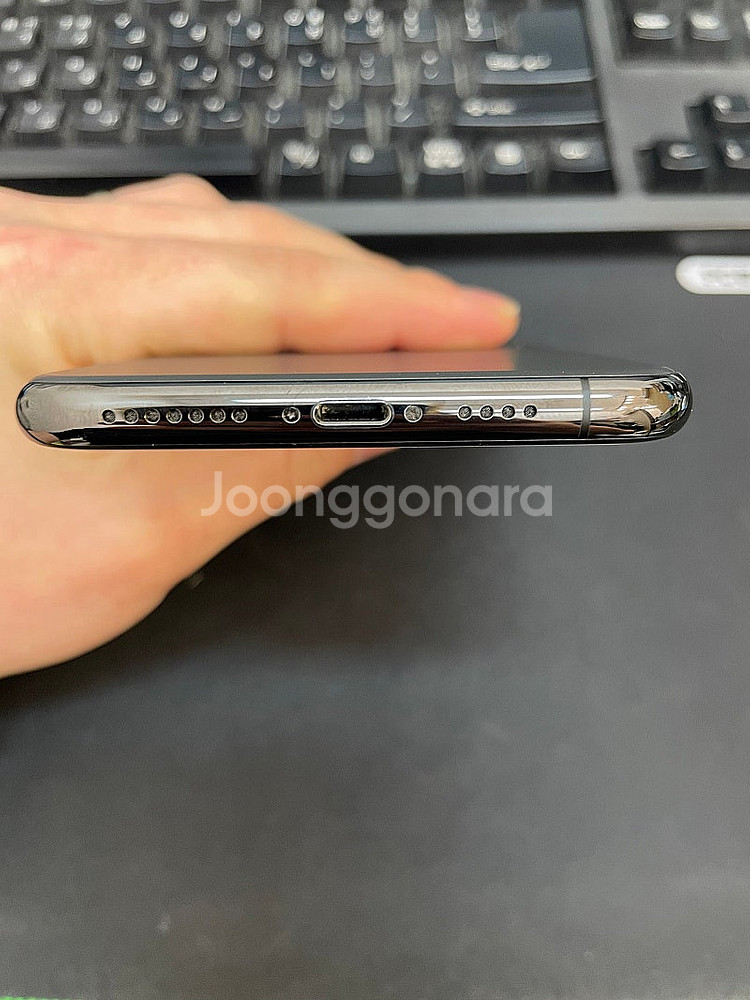 아이폰11프로맥스 그레이 64GB 상태좋은 중고34만팝...--5