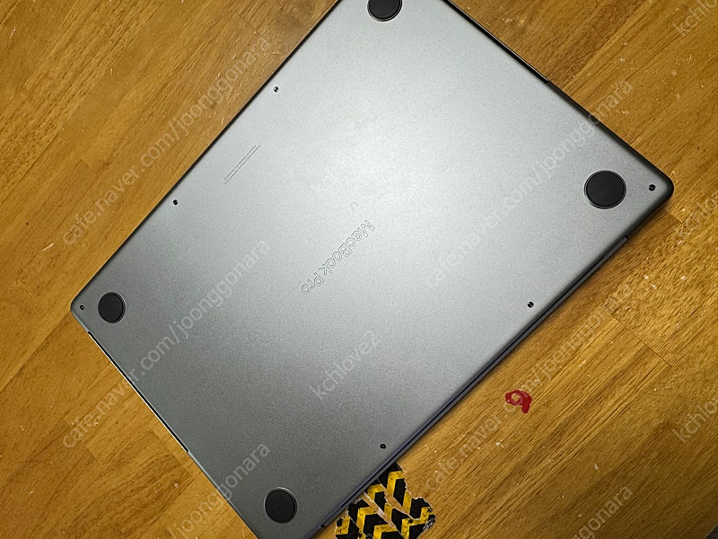 맥북프로 14인치 m2pro기본형 판매합니다.--1