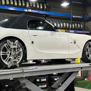 BMW 18인치휠 350m(pcd120) 판매합니다.