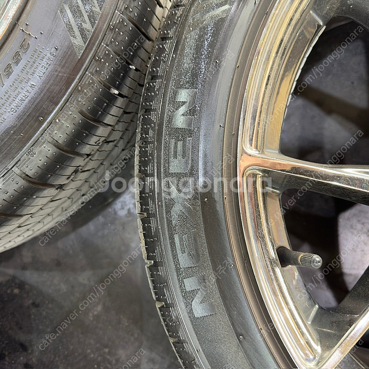 SM5 SM6 장착 19인치 중고 휠타이어 한대분 (2...--5