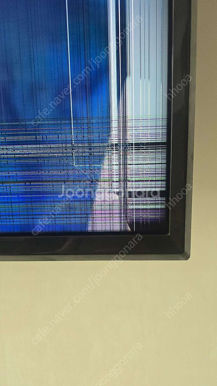 LG65인치 액정파손된 TV판매합니다--1