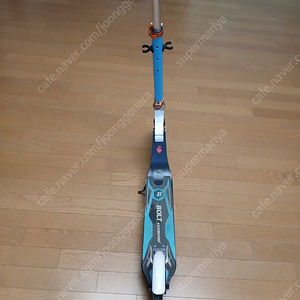 BOLT KICK 접이식 킥보드 (TW2010S )스위스 비기뉴 익스플로러