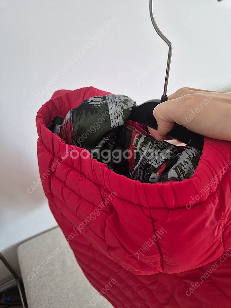 무스너클 경량패딩--1