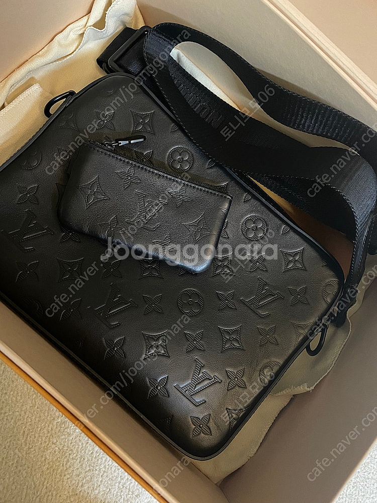 루이비통 듀오메신저--0