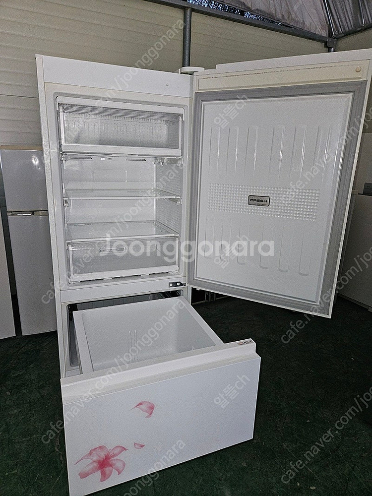 [무료배송설치19] 중고김치냉장고 스탠드형--1
