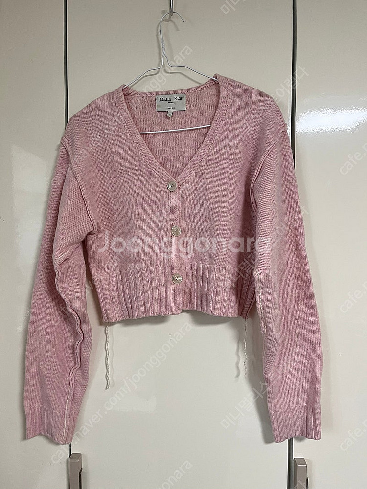 마뗑킴 matin kim 핑크 스티치 포인트 크롭 가디건--1