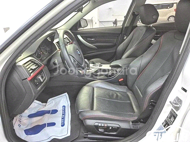 [BMW]3시리즈 (F30) 320d 스포츠 (5인승)...--2