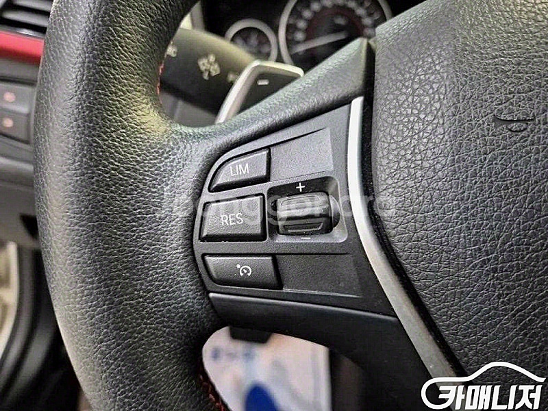 [BMW]3시리즈 (F30) 320d 스포츠 (5인승)...--9